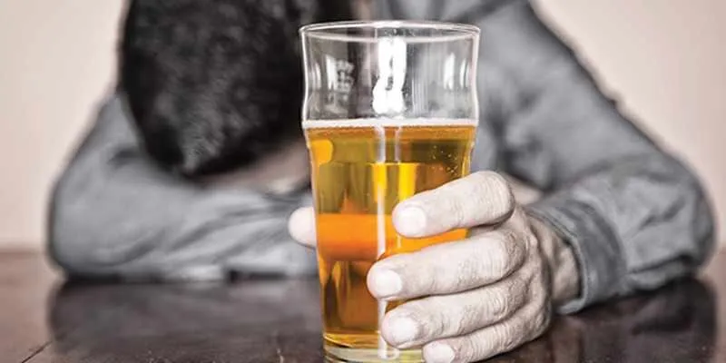 Sử dụng rượu bia nhiều 